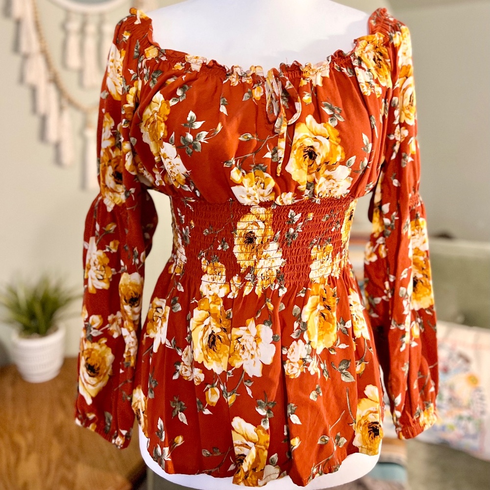 OFF THE SHOULDER FLORAL BLOUSE